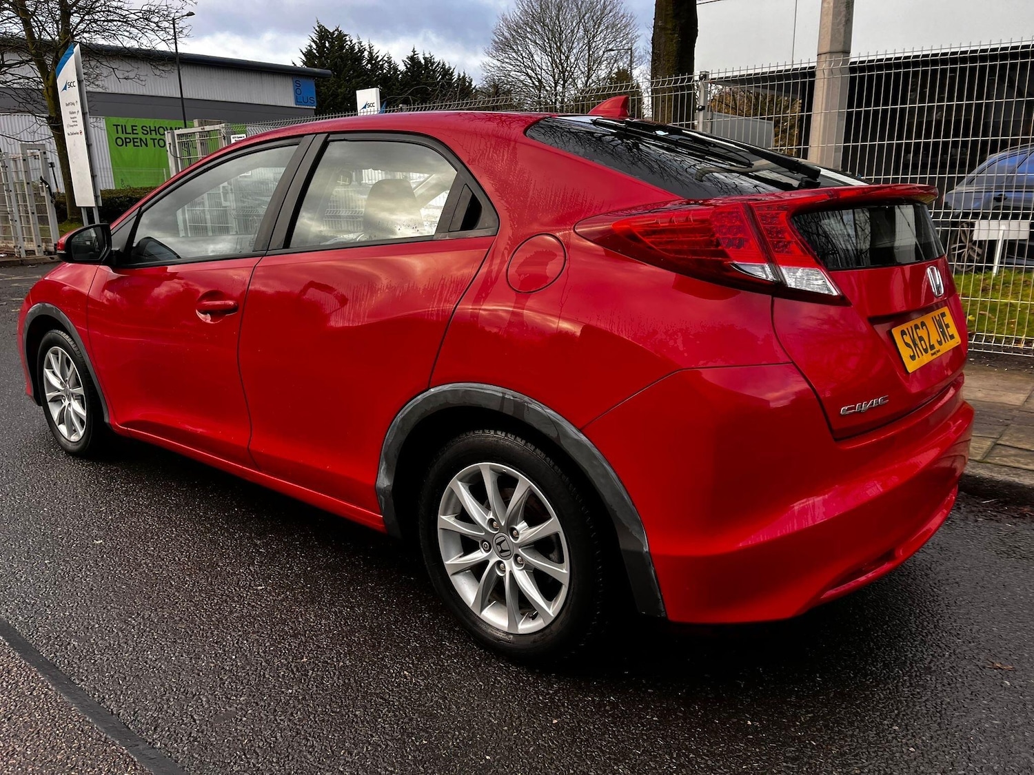 Used Honda Civic 2012 for sale - 76976351: Photo 4