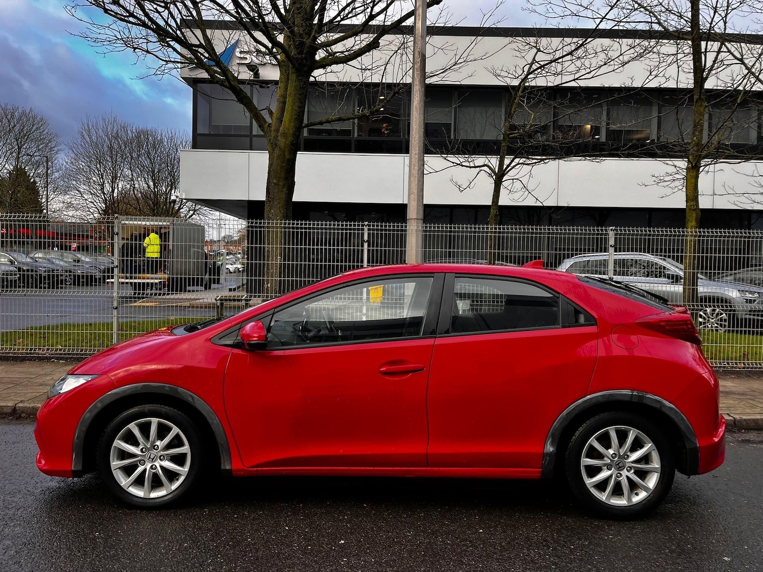 Used Honda Civic 2012 for sale - 76976351: Photo 5