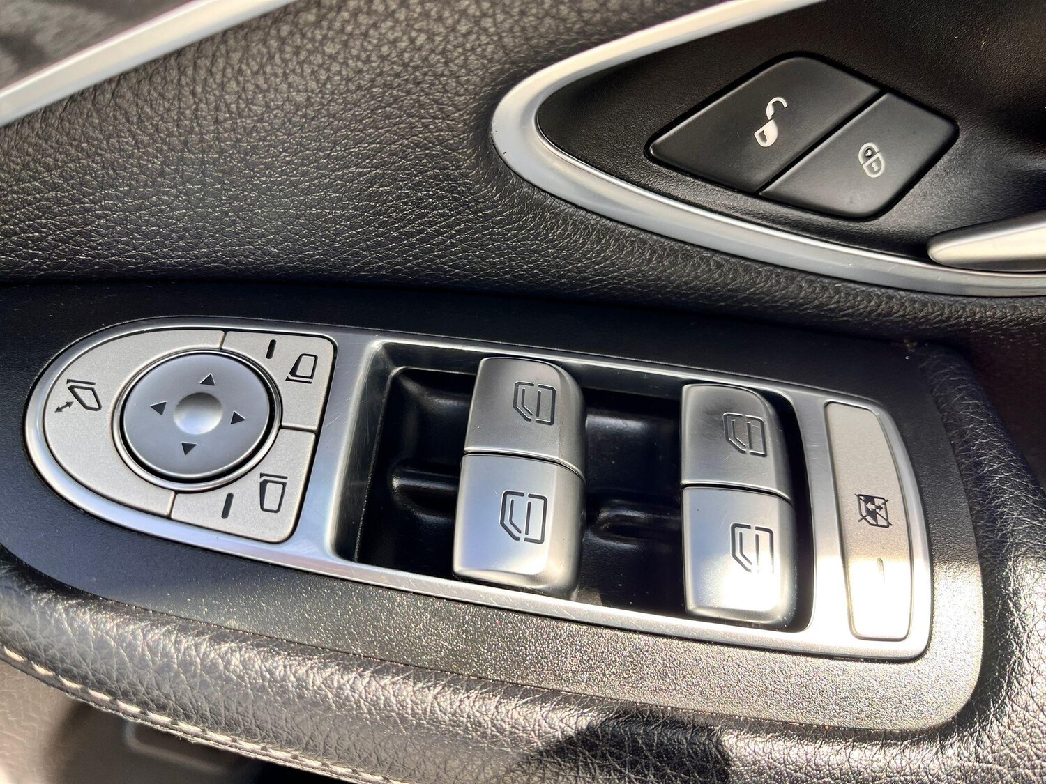 Used Mercedes-Benz GLC 2017 for sale - 77783915: Photo 21