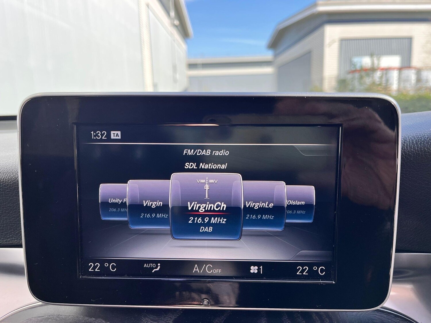 Used Mercedes-Benz GLC 2017 for sale - 77783915: Photo 42