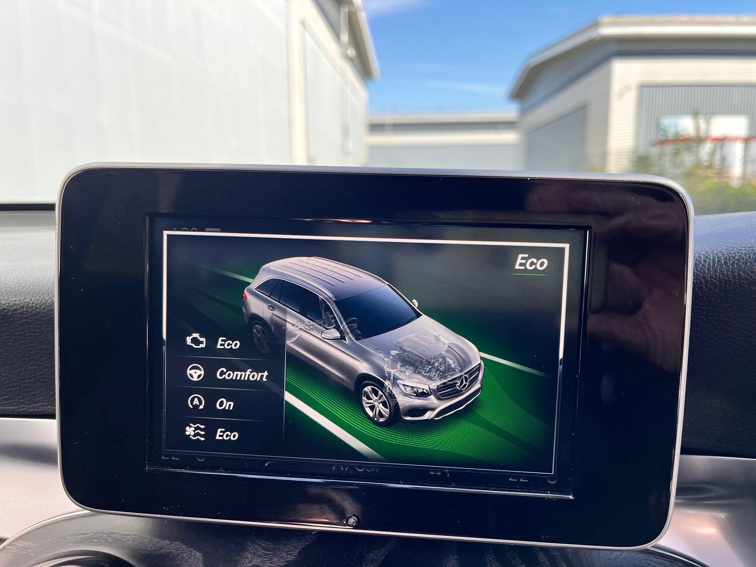 Used Mercedes-Benz GLC 2017 for sale - 77783915: Photo 46