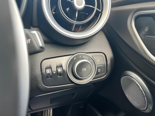 Used Alfa Romeo Giulia 2019 for sale - 76226841: Photo 31