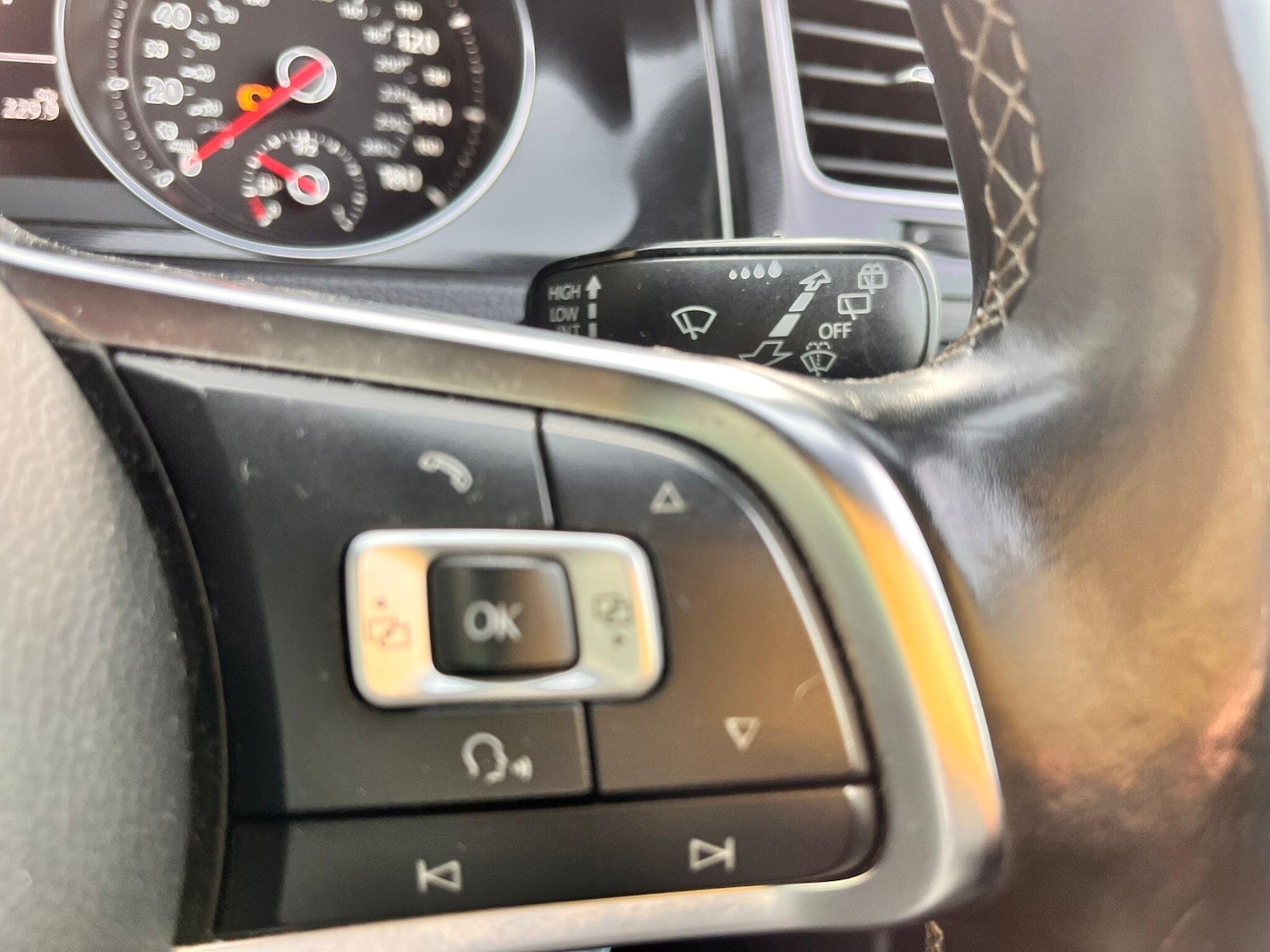 Used Volkswagen Golf 2014 for sale - 77783648: Photo 24