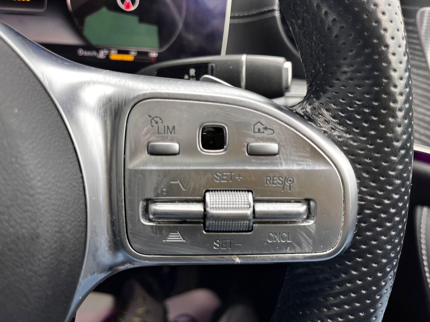 Used Mercedes-Benz CLS 2020 for sale - 76499514: Photo 35