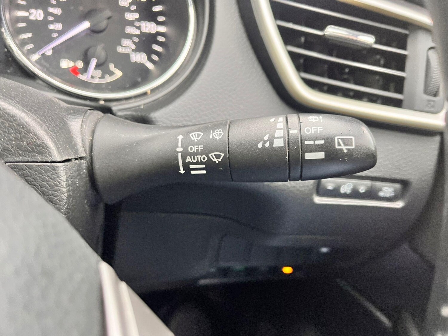 Used Nissan Qashqai 2016 for sale - 77484380: Photo 27