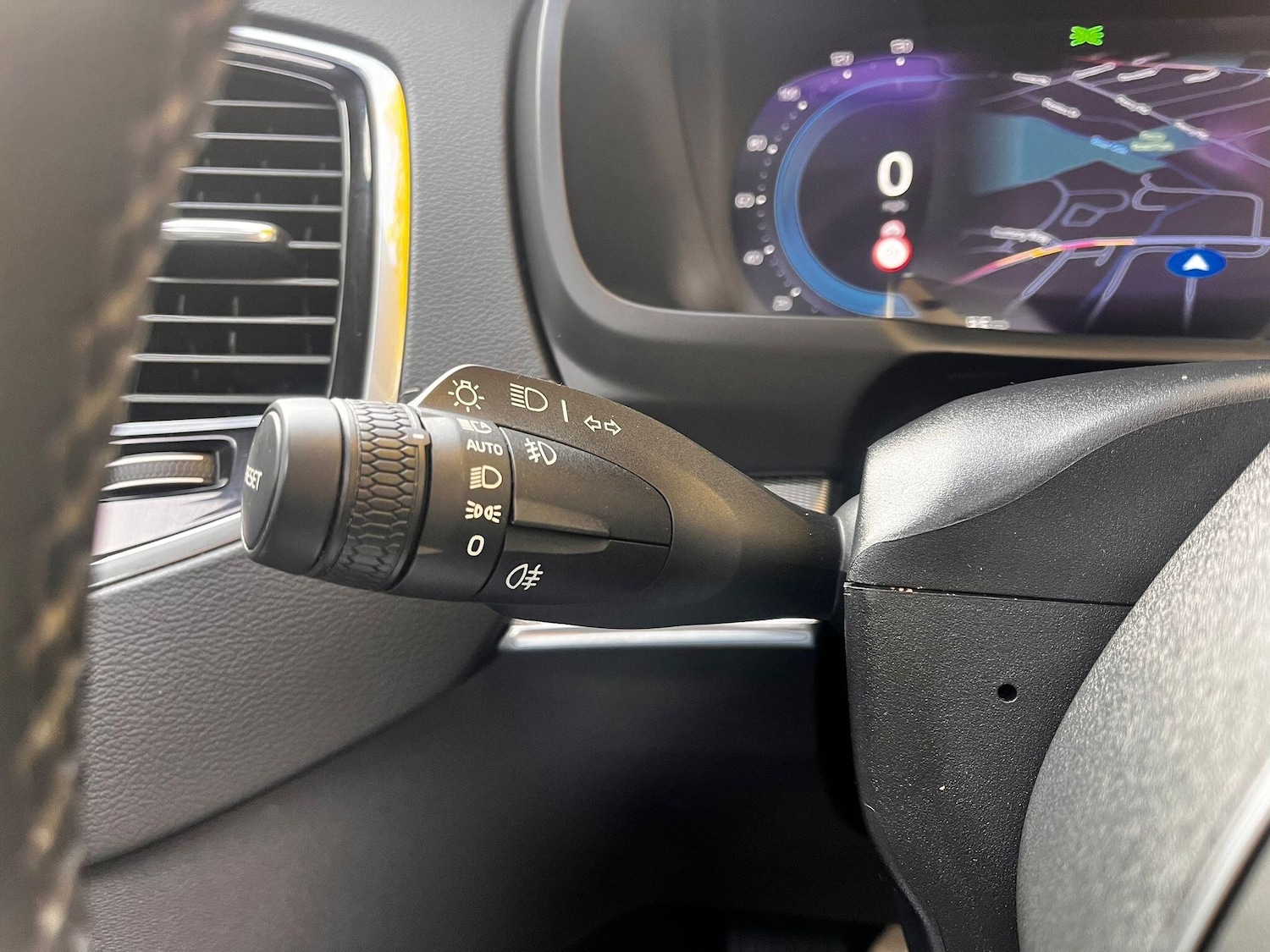 Used Volvo XC90 2023 for sale - 76283138: Photo 50