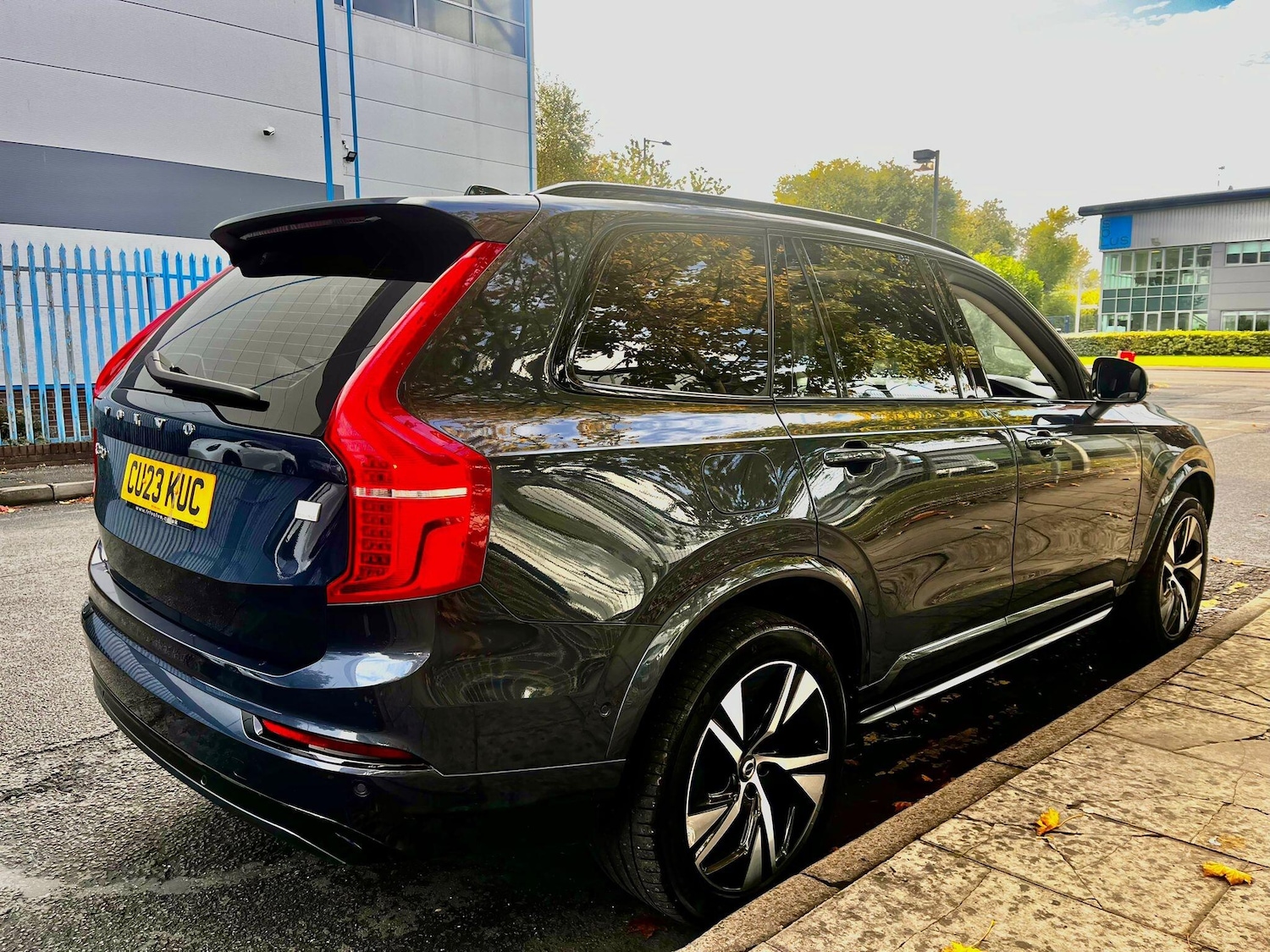 Used Volvo XC90 2023 for sale - 76283138: Photo 8