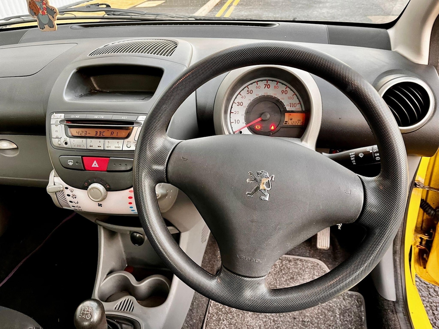 Used Peugeot 107 2010 for sale - 76409593: Photo 24