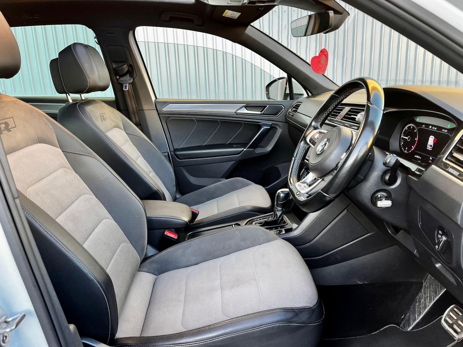 Used Volkswagen Tiguan 2017 for sale - 77130748: Photo 17