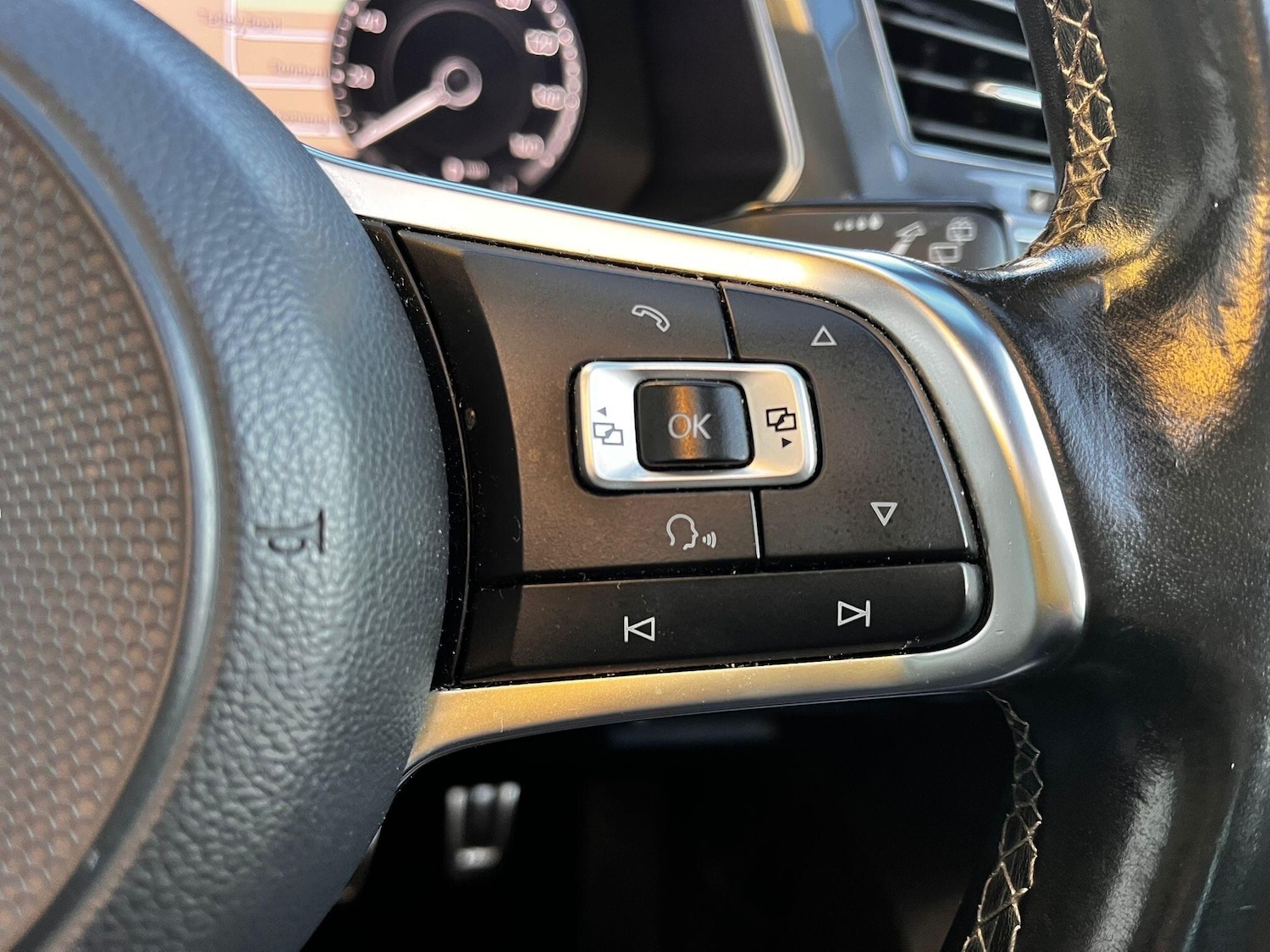 Used Volkswagen Tiguan 2017 for sale - 77130748: Photo 30