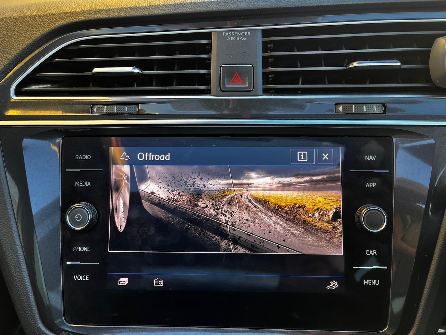 Used Volkswagen Tiguan 2017 for sale - 77130748: Photo 52