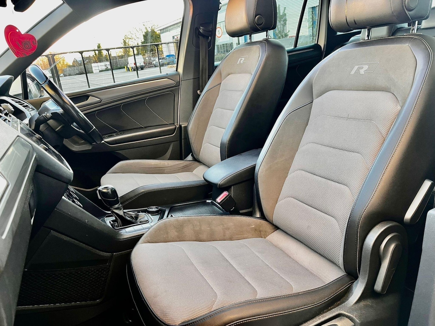 Used Volkswagen Tiguan 2017 for sale - 77130748: Photo 67