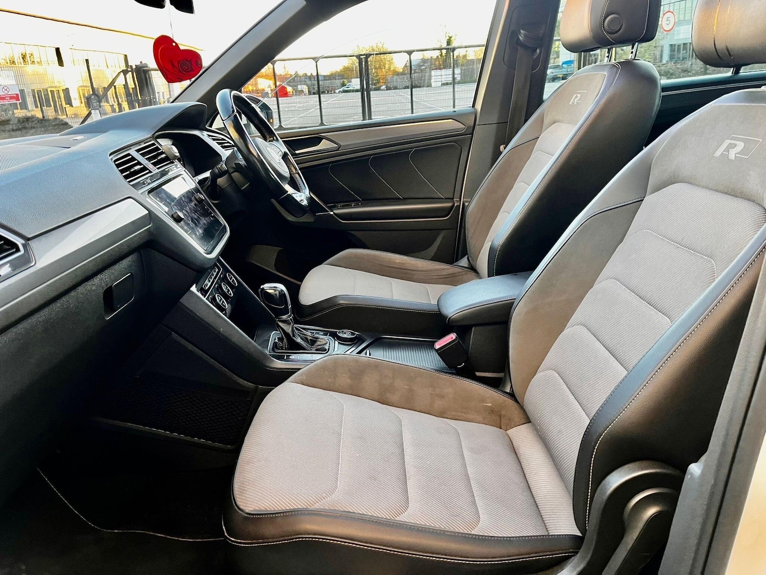 Used Volkswagen Tiguan 2017 for sale - 77130748: Photo 68