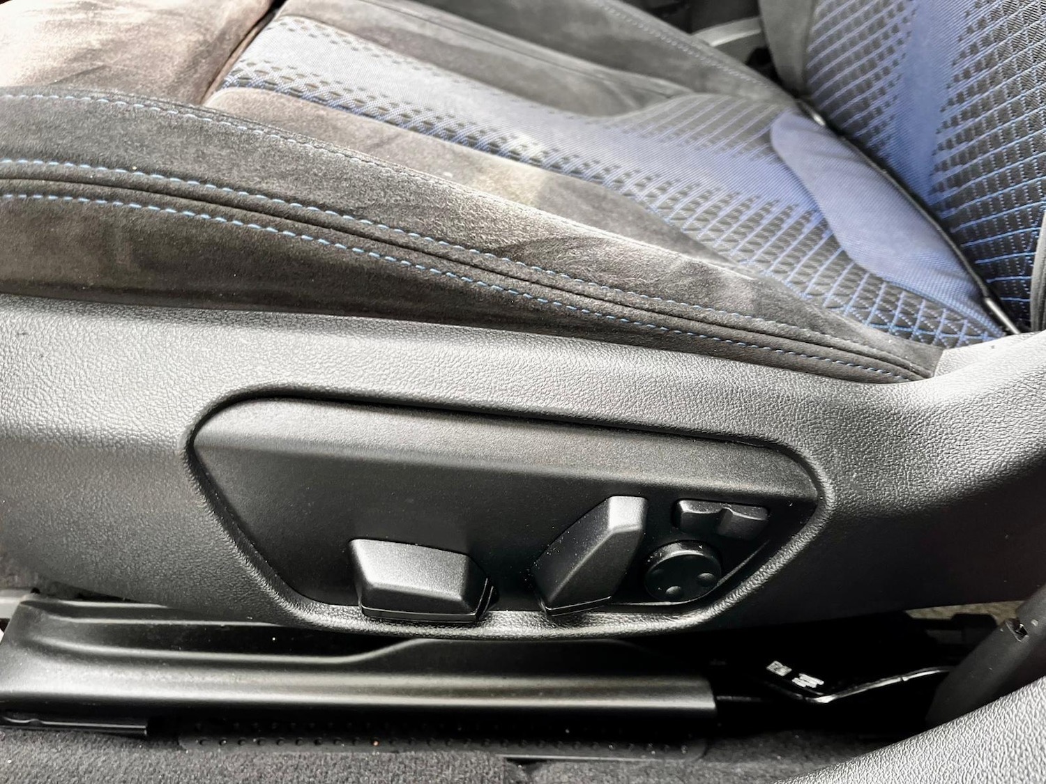 Used BMW 1 Series 2020 for sale - 76238959: Photo 35