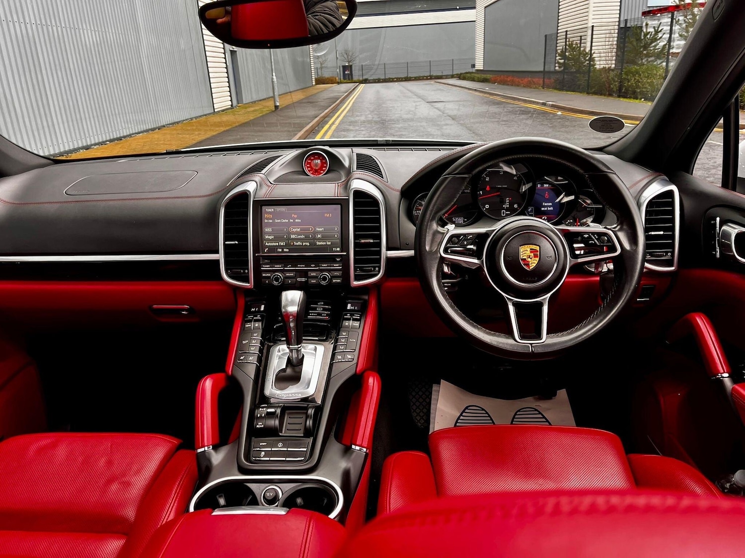 Used Porsche Cayenne 2014 for sale - 77331215: Photo 10