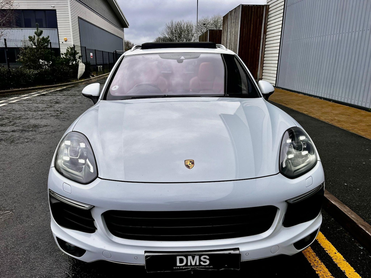 Used Porsche Cayenne 2014 for sale - 77331215: Photo 2