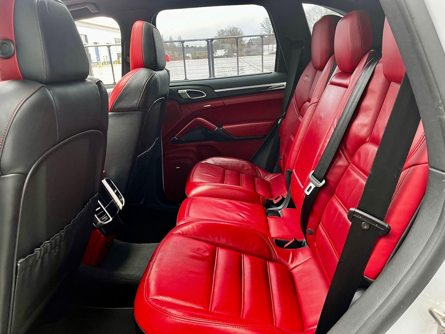 Used Porsche Cayenne 2014 for sale - 77331215: Photo 21