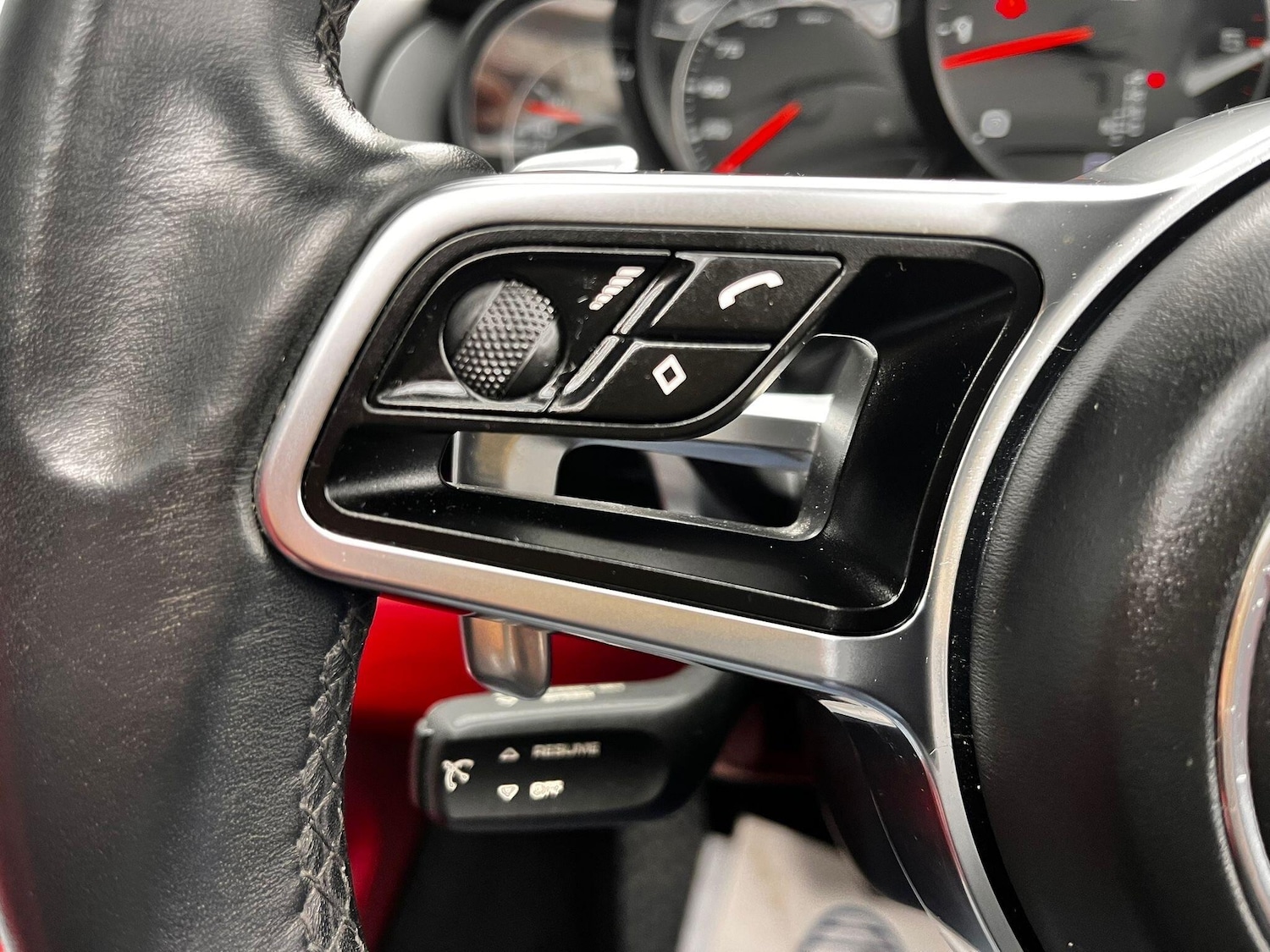 Used Porsche Cayenne 2014 for sale - 77331215: Photo 28