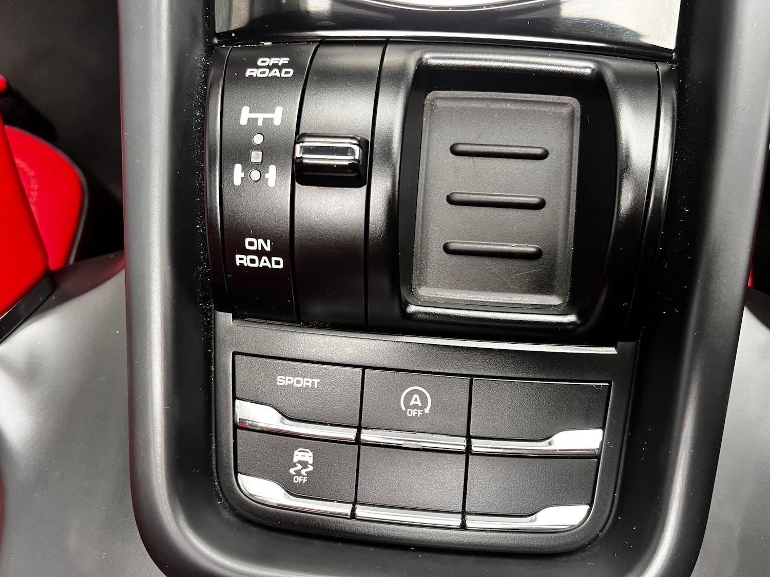 Used Porsche Cayenne 2014 for sale - 77331215: Photo 29