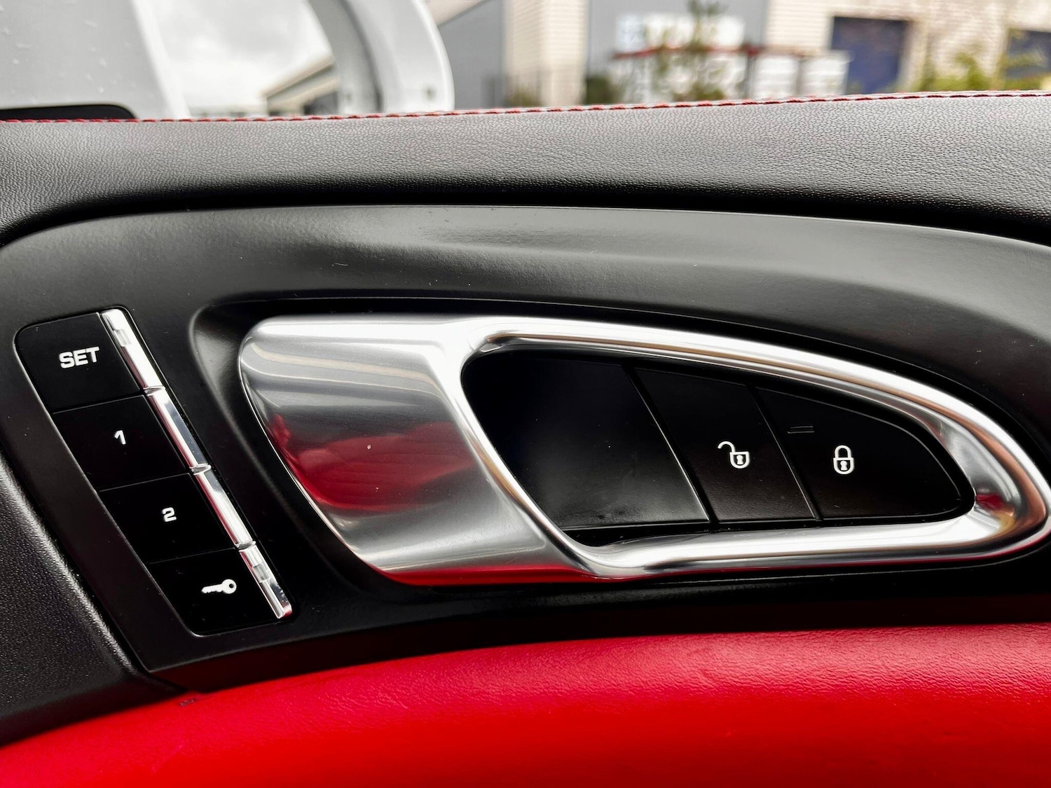 Used Porsche Cayenne 2014 for sale - 77331215: Photo 33