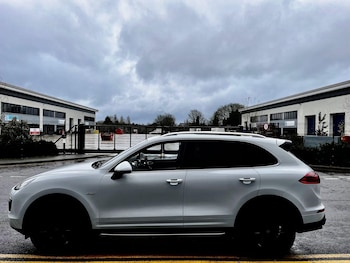Used Porsche Cayenne 2014 for sale - 77331215: Photo