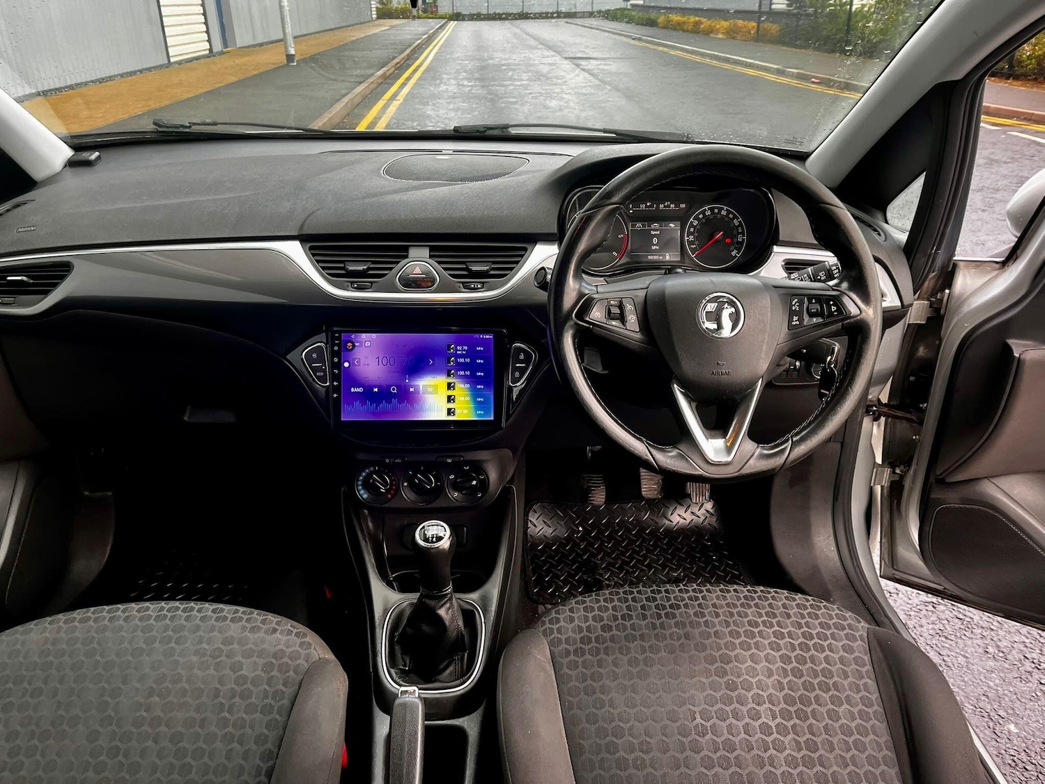 Used Vauxhall Corsa 2016 for sale - 76099600: Photo 9