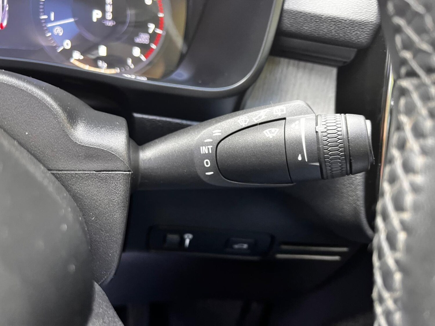 Used Volvo XC40 2021 for sale - 76032376: Photo 28