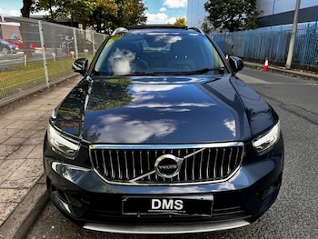 Used Volvo XC40 2021 for sale - 76032376: Photo 2