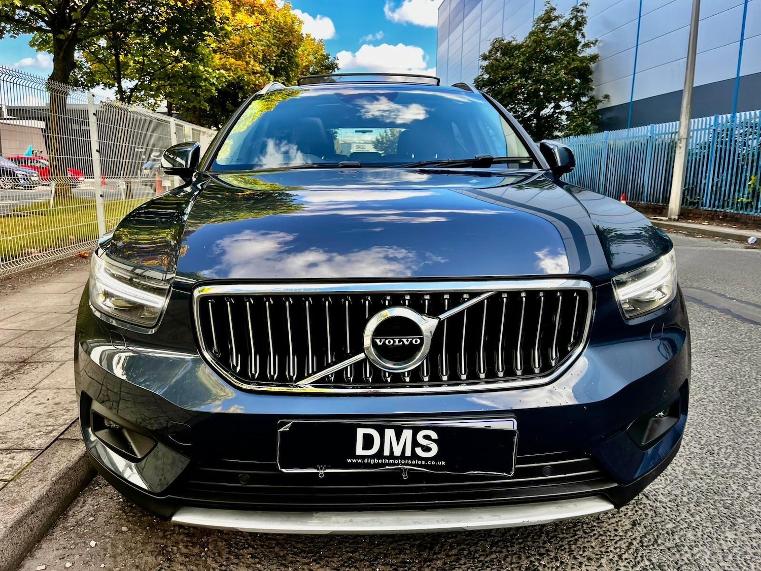 Used Volvo XC40 2021 for sale - 76032376: Photo 3