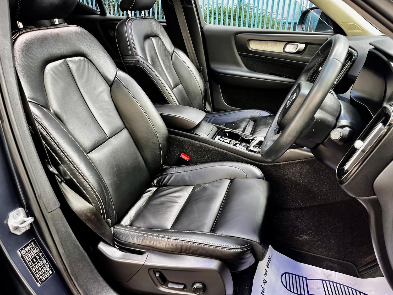 Used Volvo XC40 2021 for sale - 76032376: Photo 31