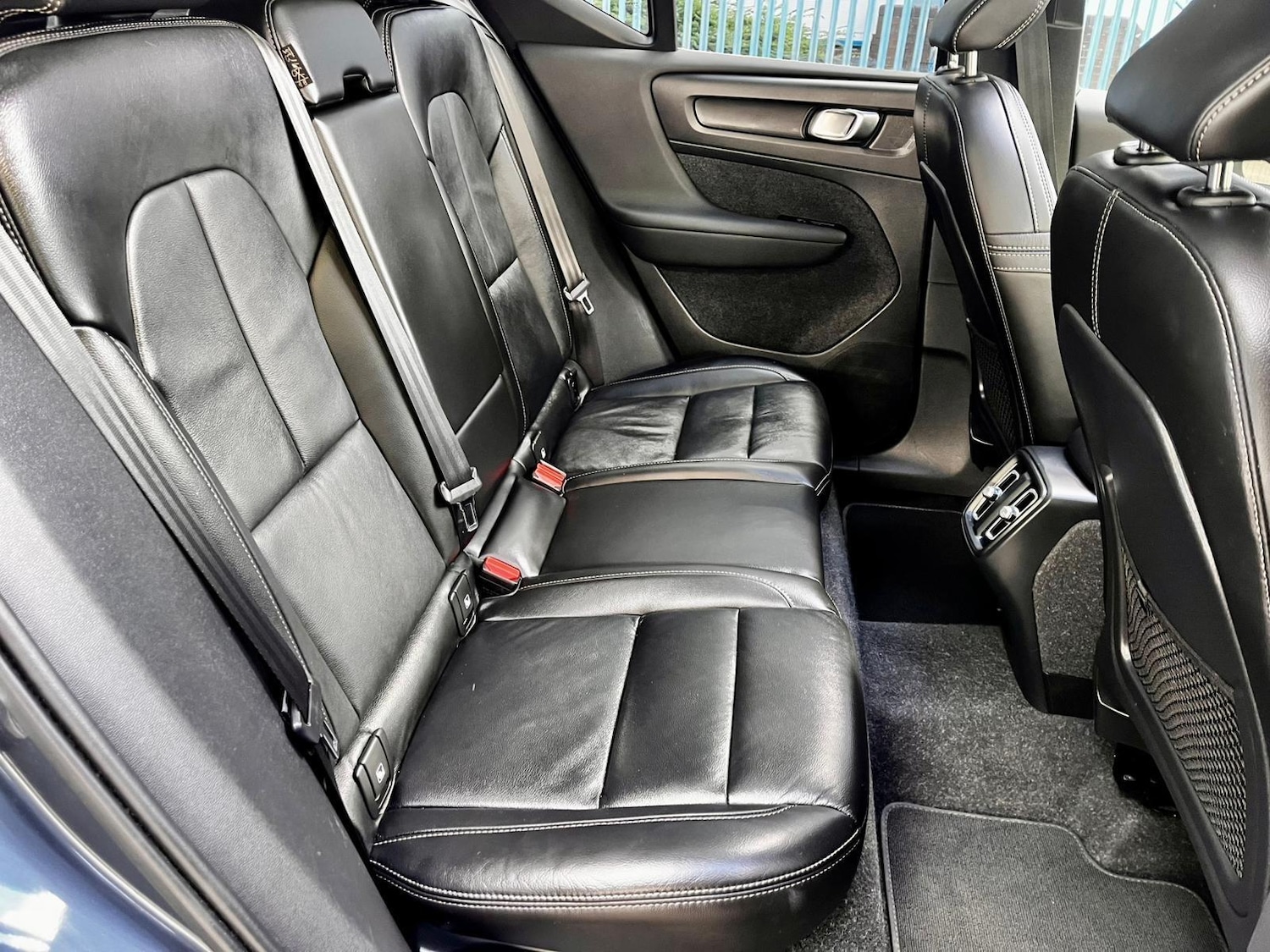 Used Volvo XC40 2021 for sale - 76032376: Photo 38