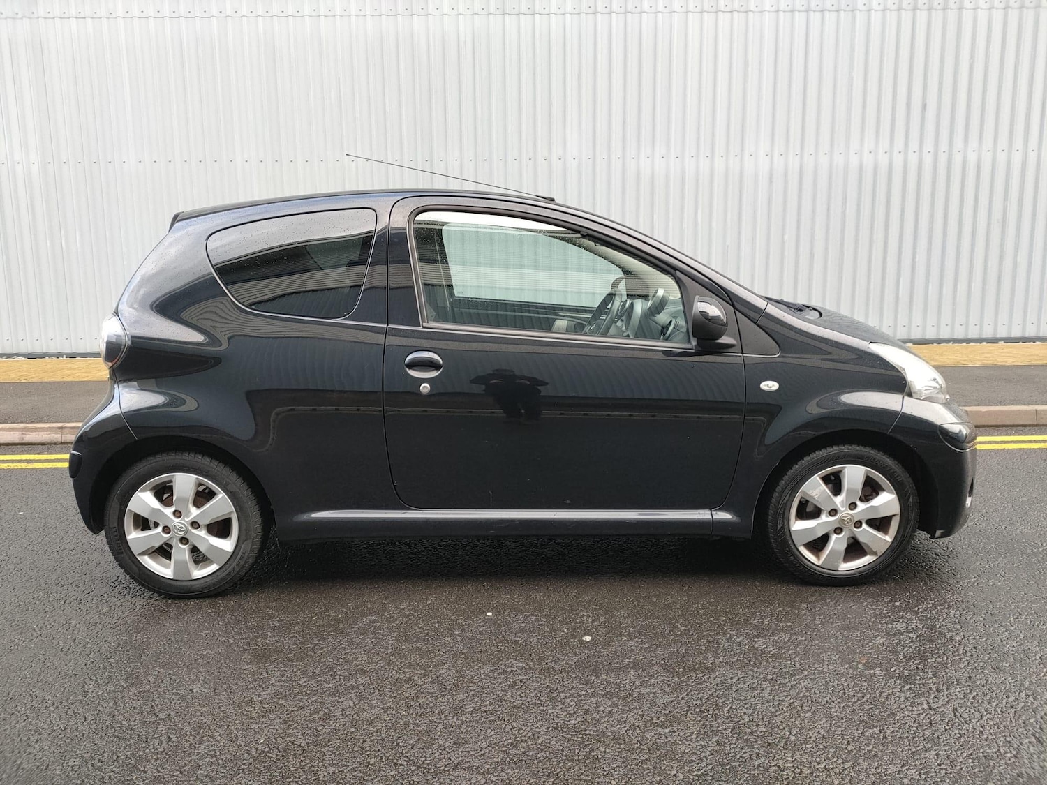 Used Toyota AYGO for sale - 77279975: Photo 14