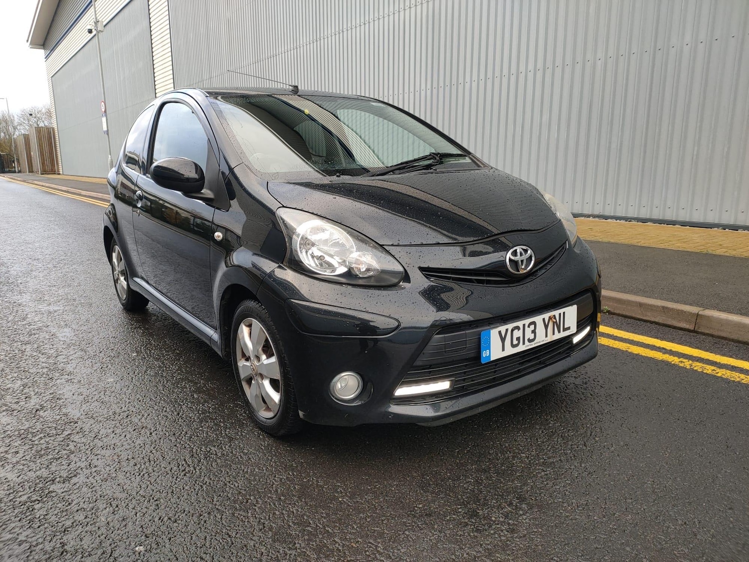 Used Toyota AYGO for sale - 77279975: Photo 2