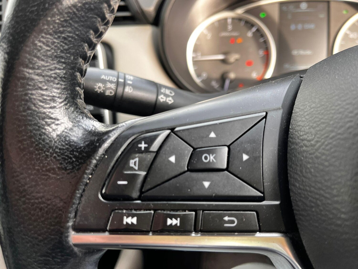 Used Nissan Micra 2017 for sale - 76283867: Photo 28