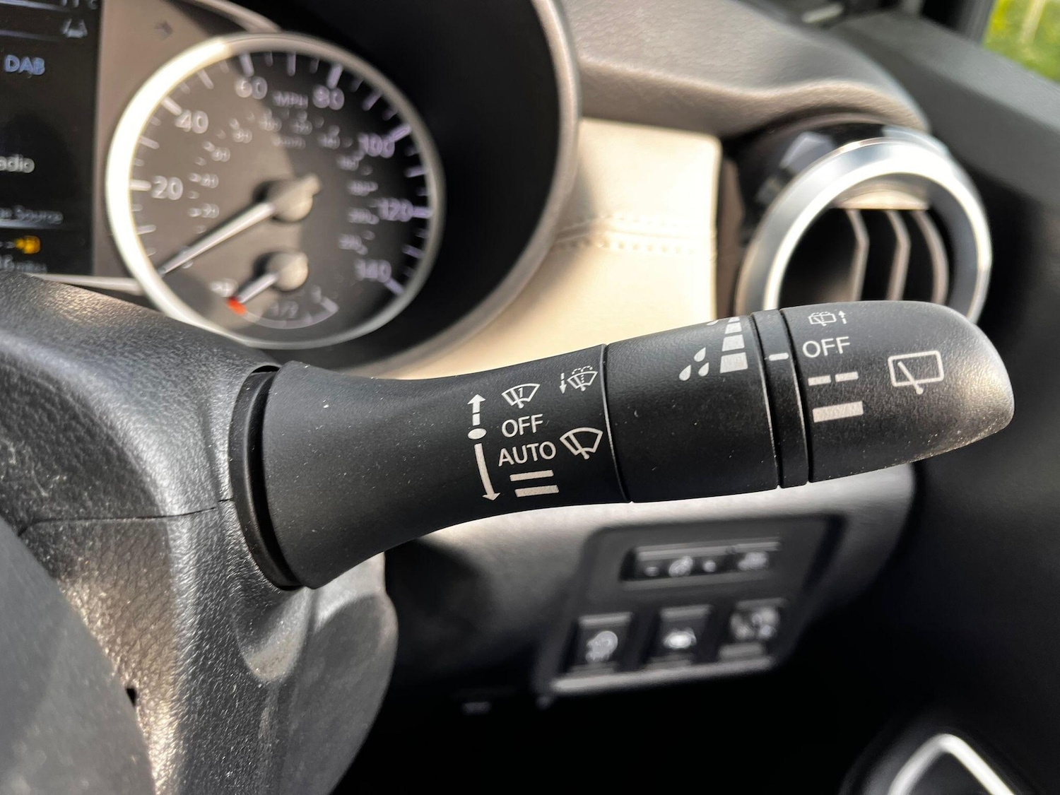 Used Nissan Micra 2017 for sale - 76283867: Photo 30