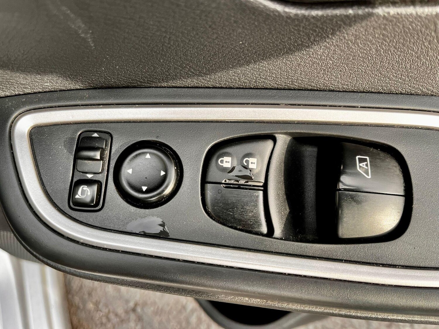 Used Nissan Micra 2017 for sale - 76283867: Photo 40