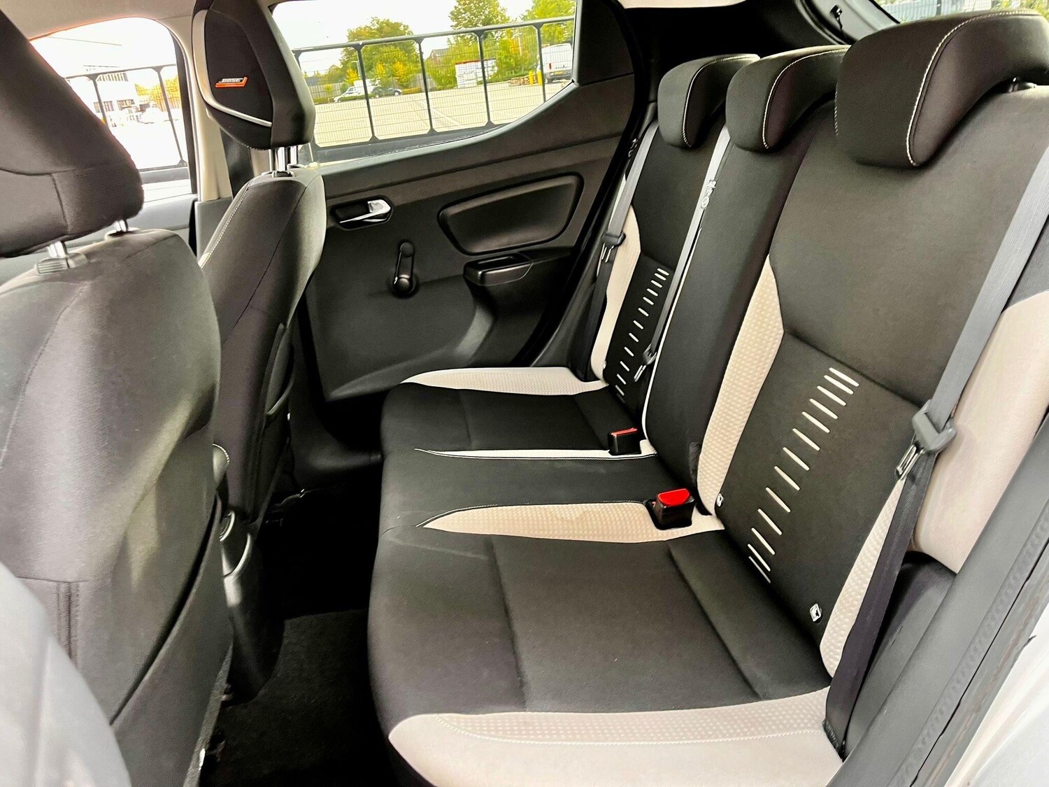 Used Nissan Micra 2017 for sale - 76283867: Photo 42