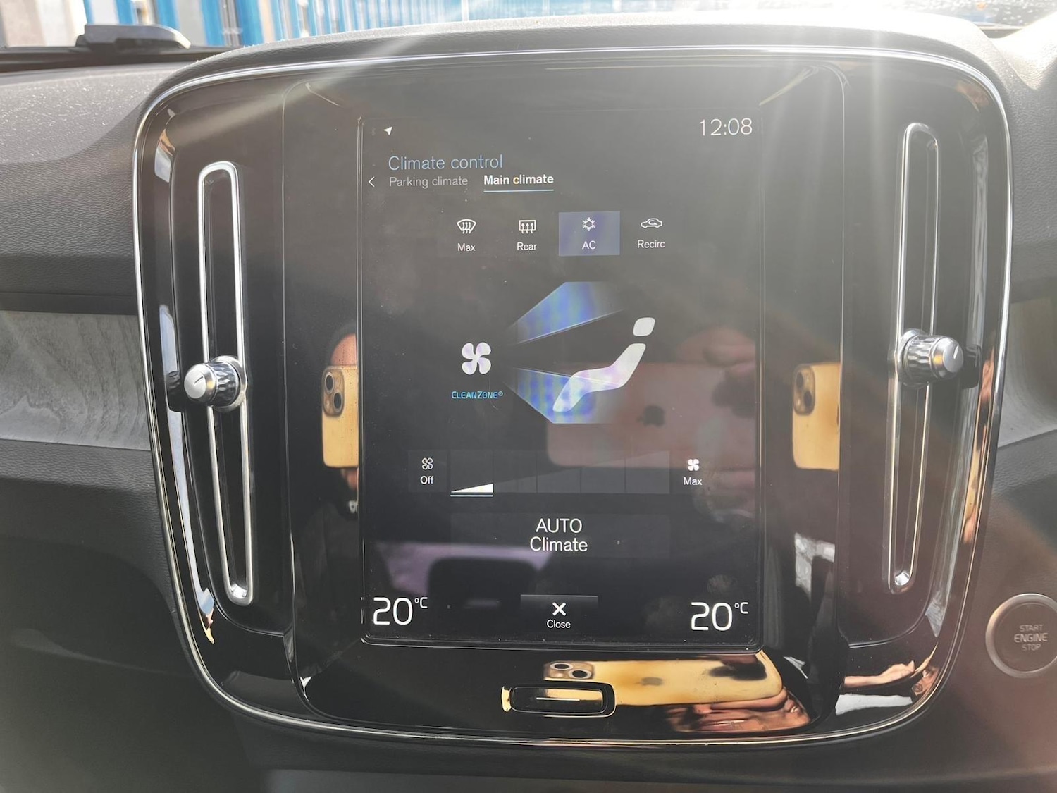 Used Volvo XC40 for sale - 77279935: Photo 39