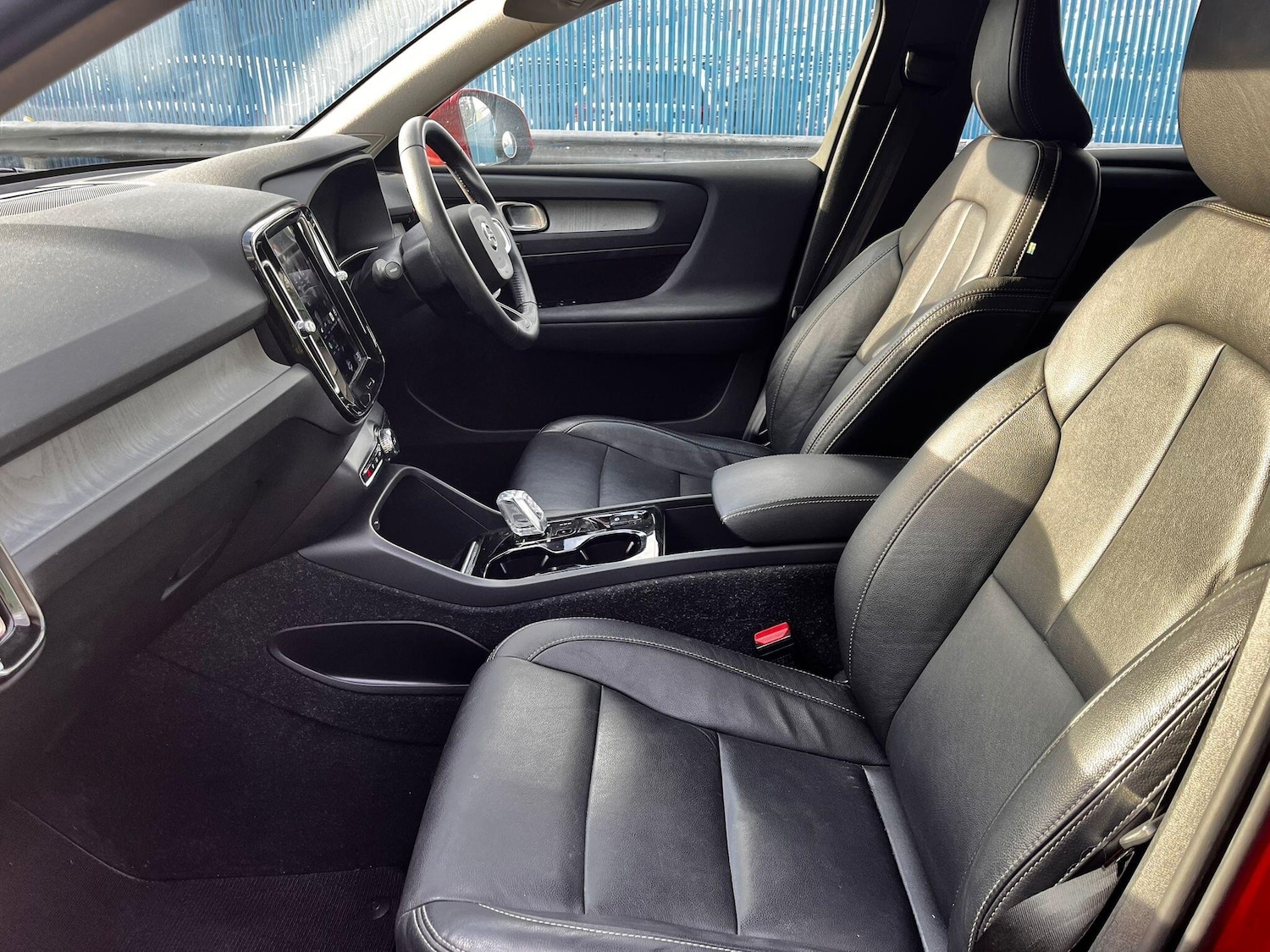 Used Volvo XC40 for sale - 77279935: Photo 51