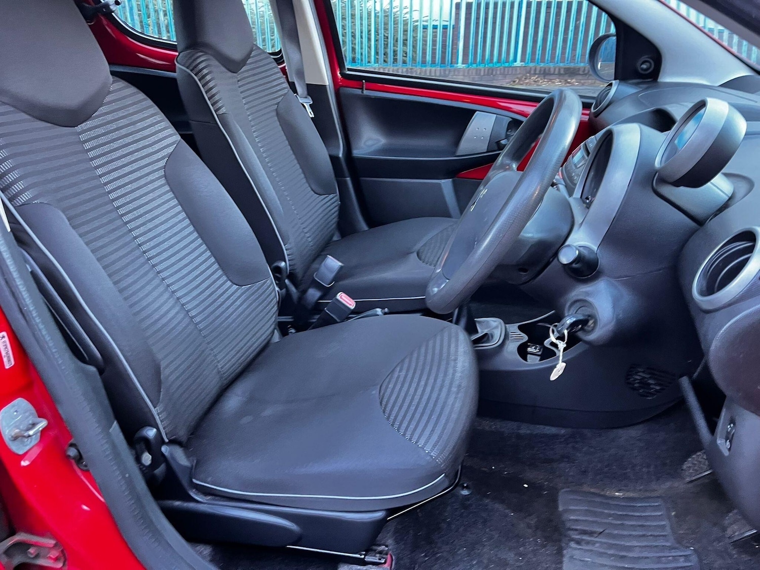 Used Peugeot 107 2014 for sale - 76976075: Photo 12