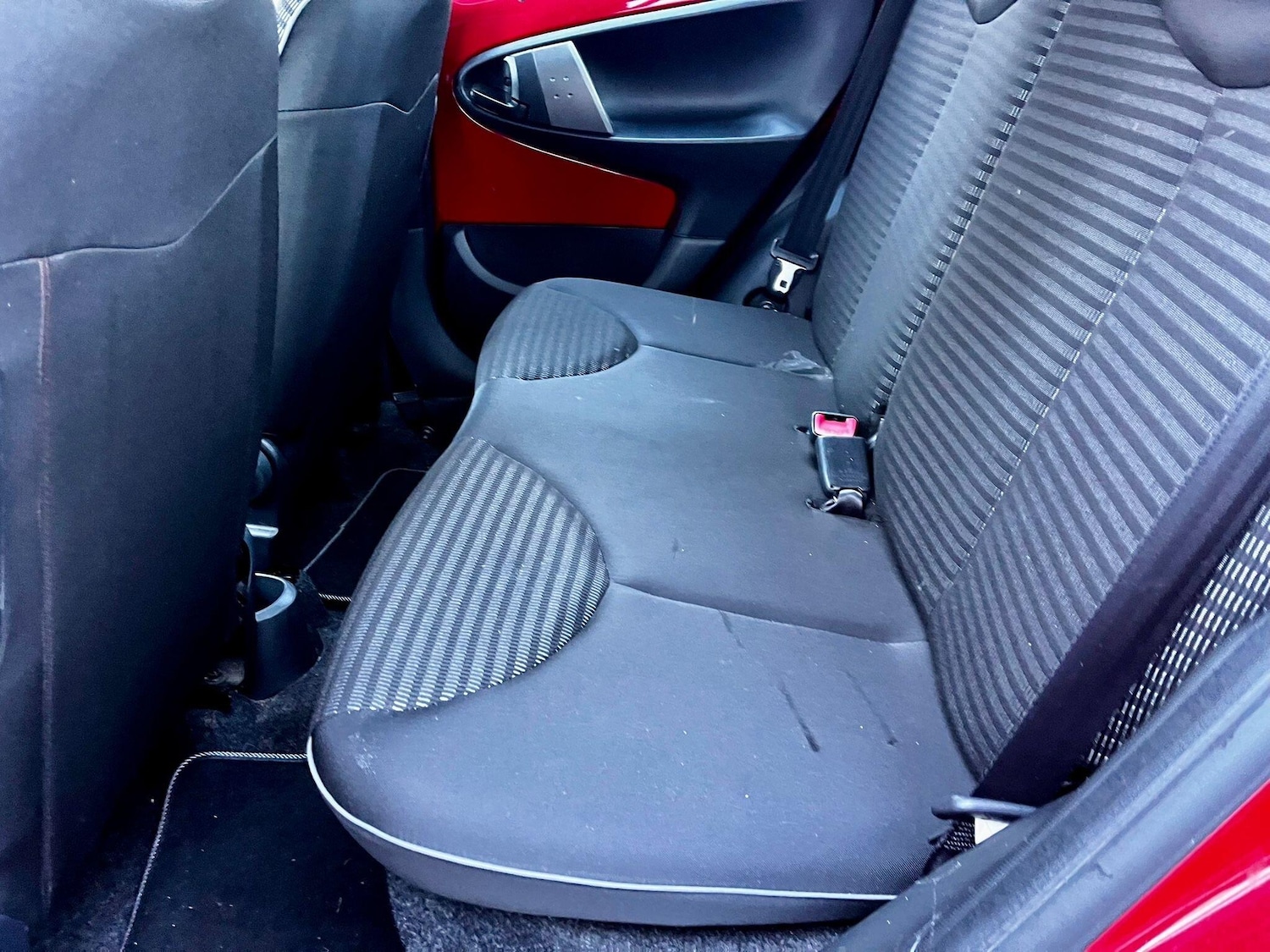 Used Peugeot 107 2014 for sale - 76976075: Photo 15