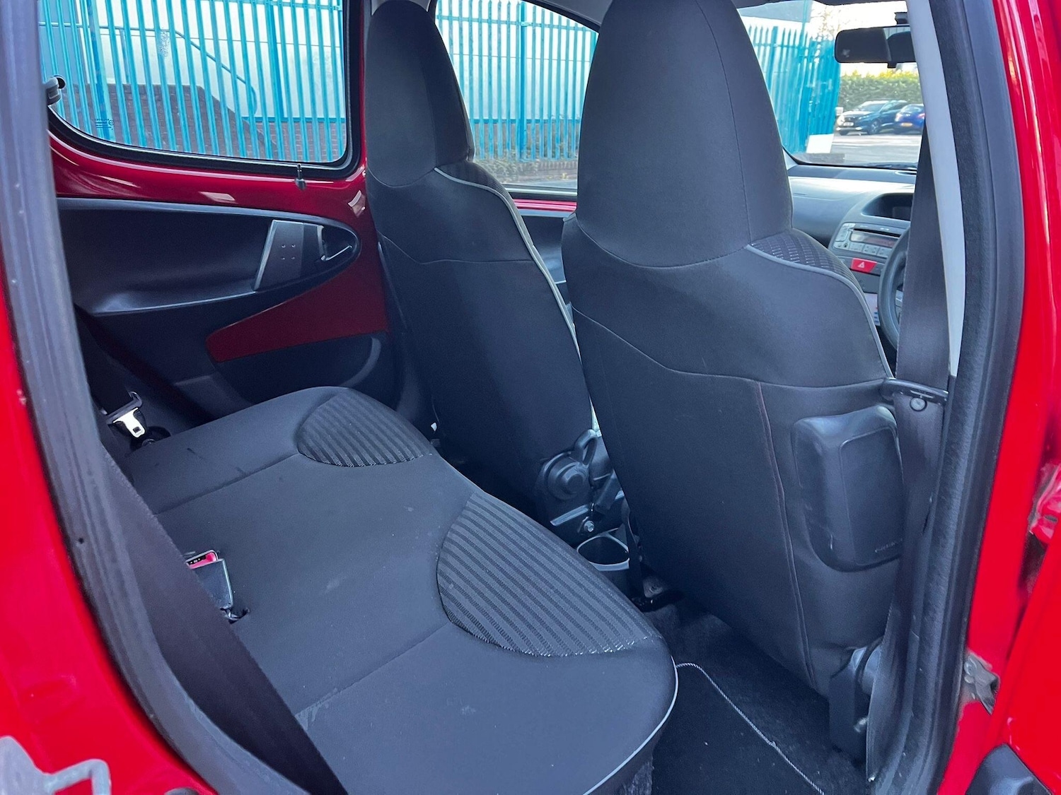 Used Peugeot 107 2014 for sale - 76976075: Photo 16