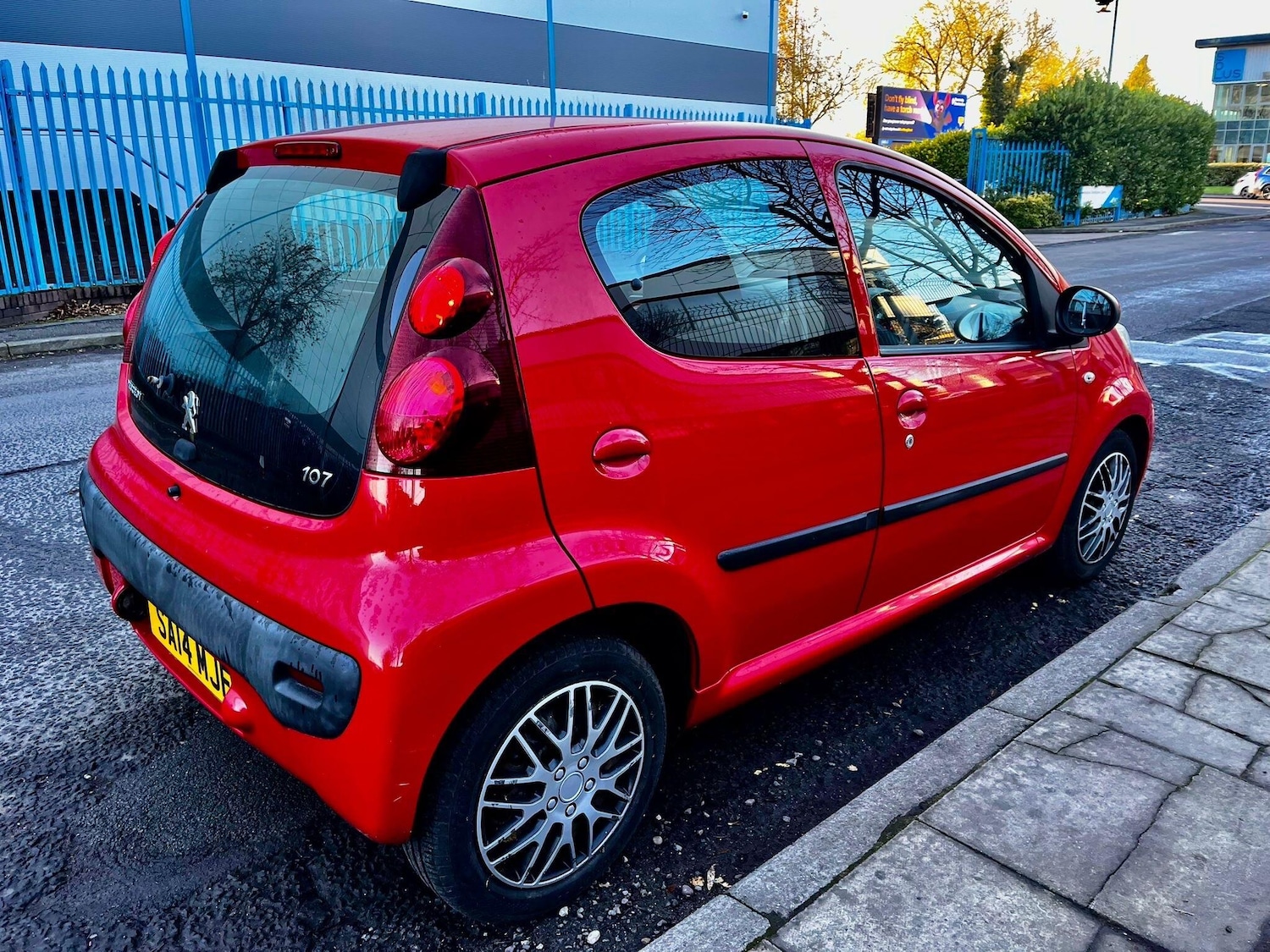 Used Peugeot 107 2014 for sale - 76976075: Photo 7