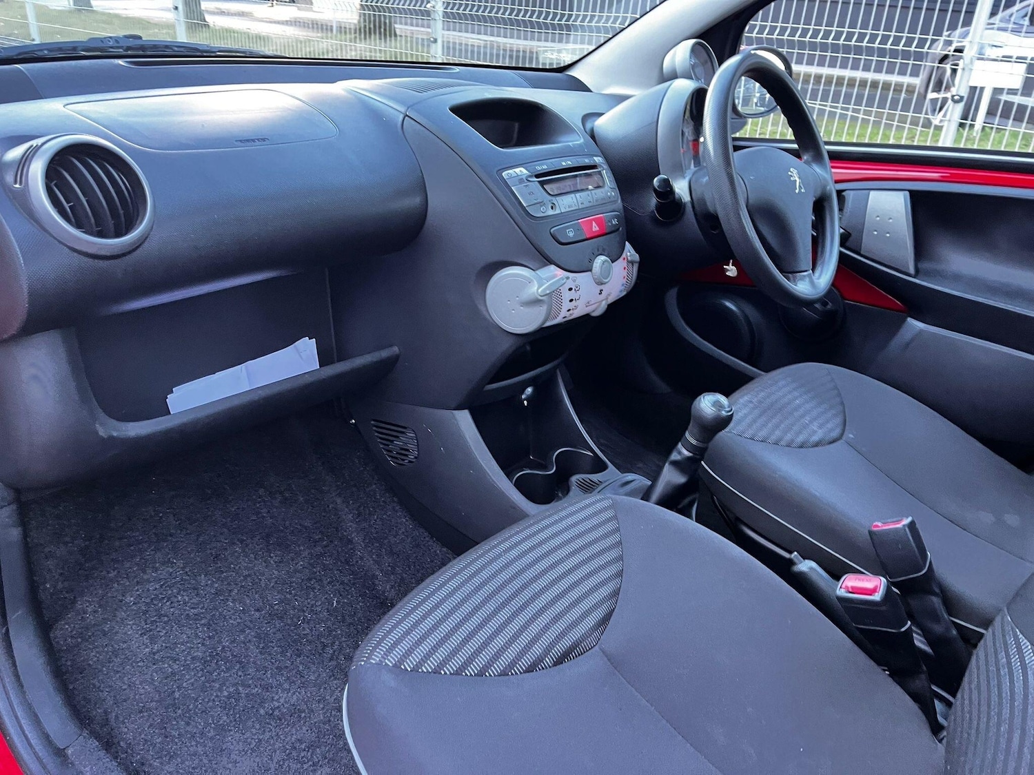 Used Peugeot 107 2014 for sale - 76976075: Photo 8