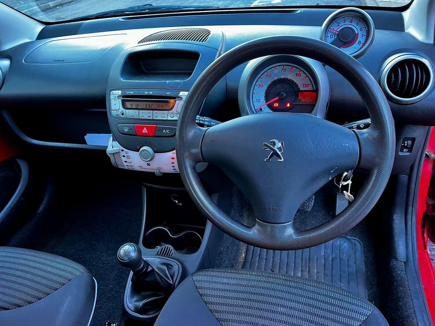 Used Peugeot 107 2014 for sale - 76976075: Photo 9