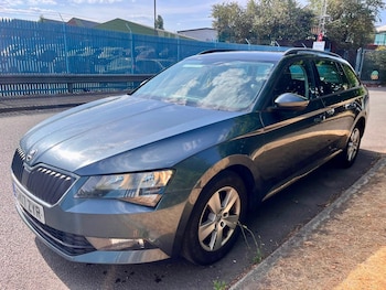 Used Skoda Superb 2017 for sale - 79456483: Photo