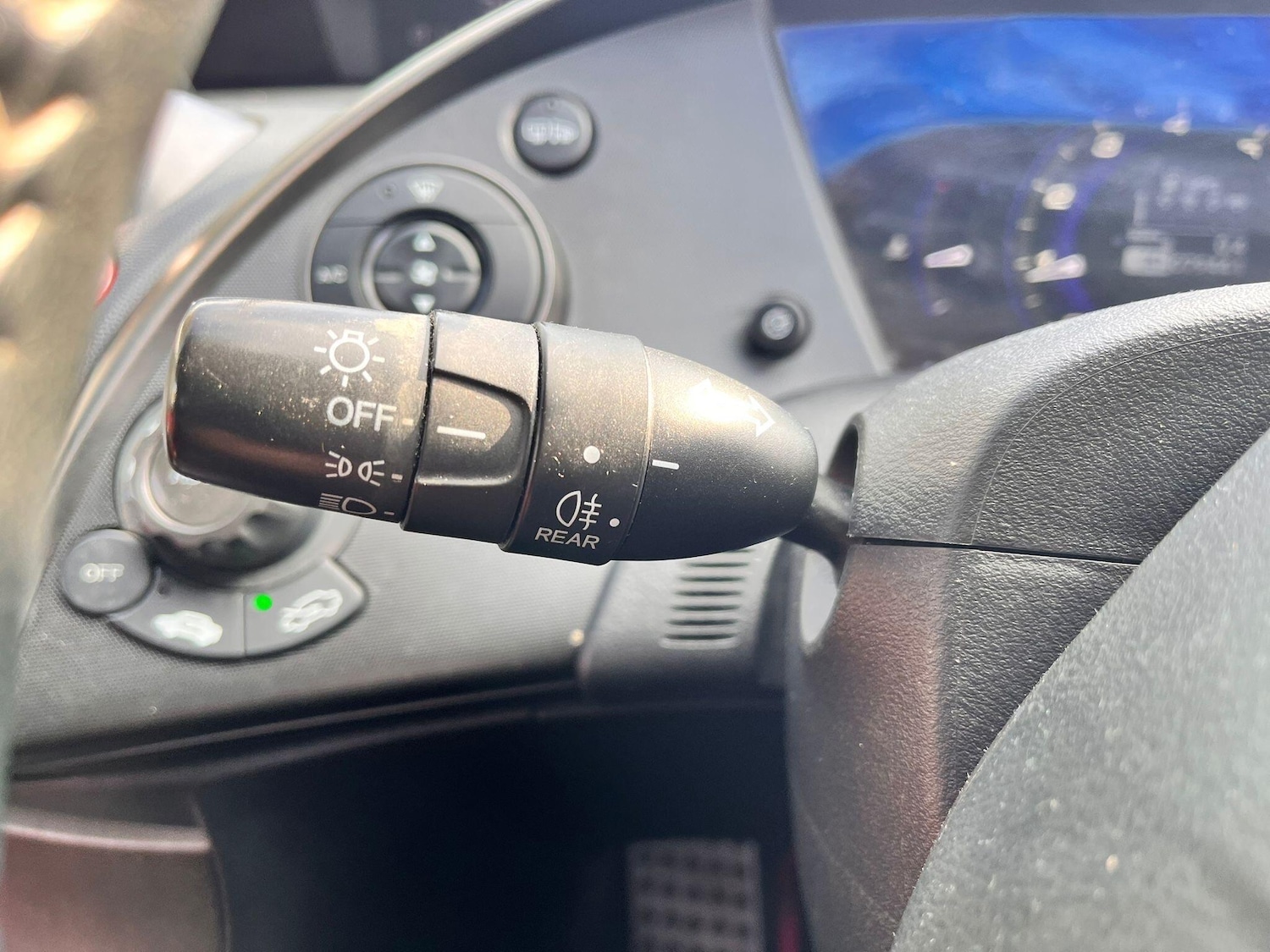 Used Honda Civic 2010 for sale - 78034505: Photo 19