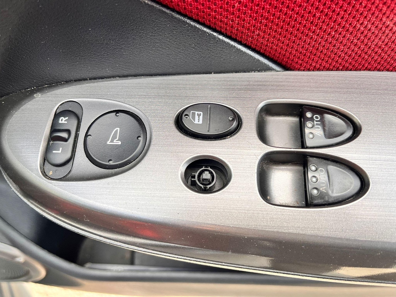 Used Honda Civic 2010 for sale - 78034505: Photo 25