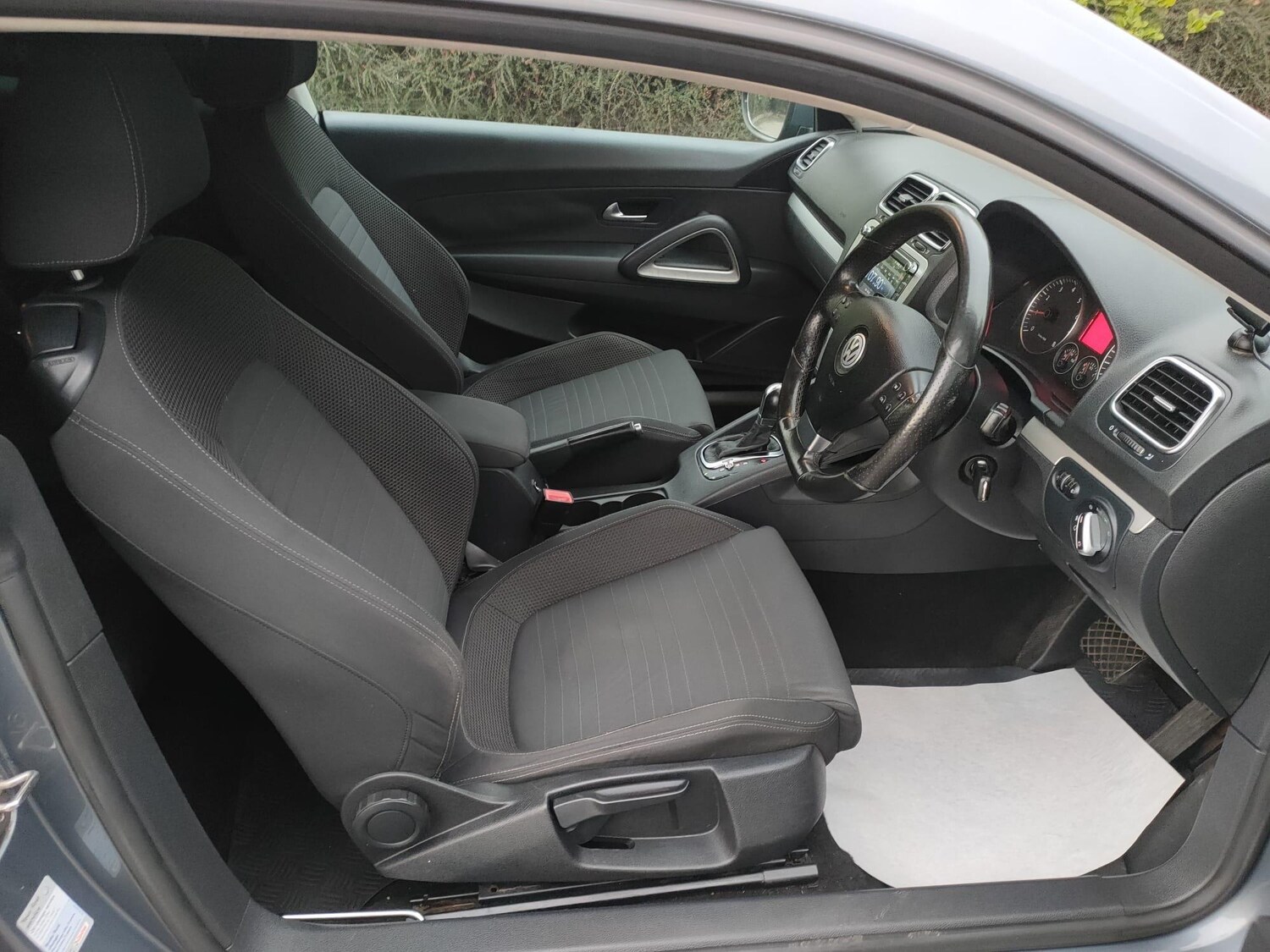 Used Volkswagen Scirocco for sale - 77484236: Photo 17