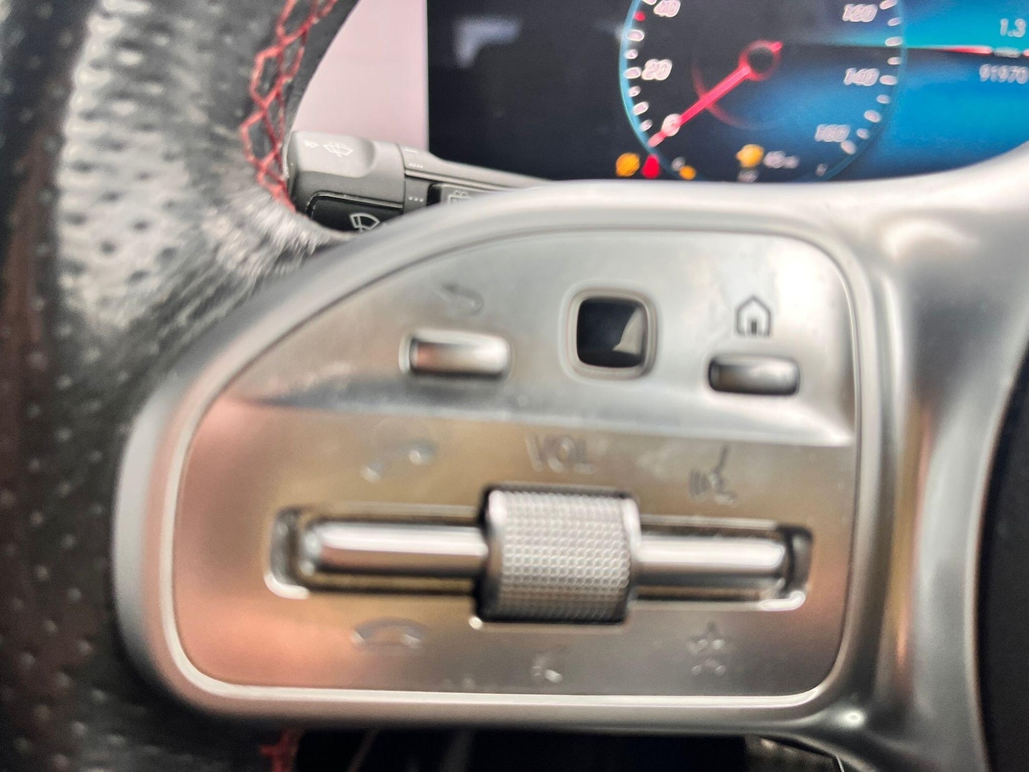 Used Mercedes-Benz GLB 2021 for sale - 78116562: Photo 27